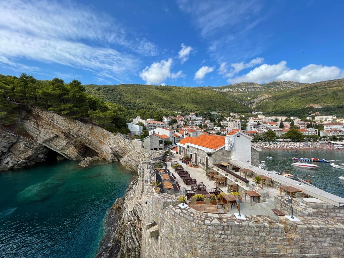 4M Apartments Petrovac Eksteriør bilde