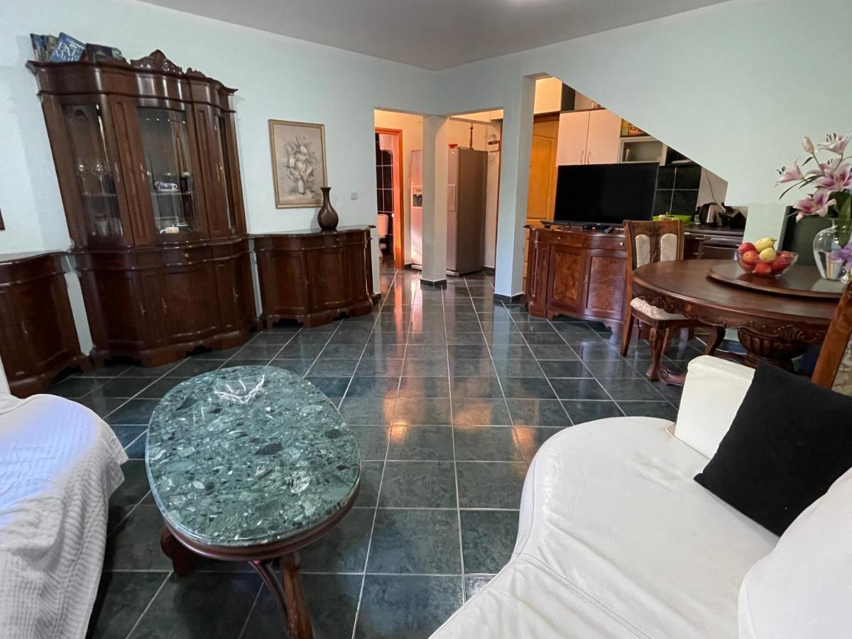 4M Apartments Petrovac Eksteriør bilde