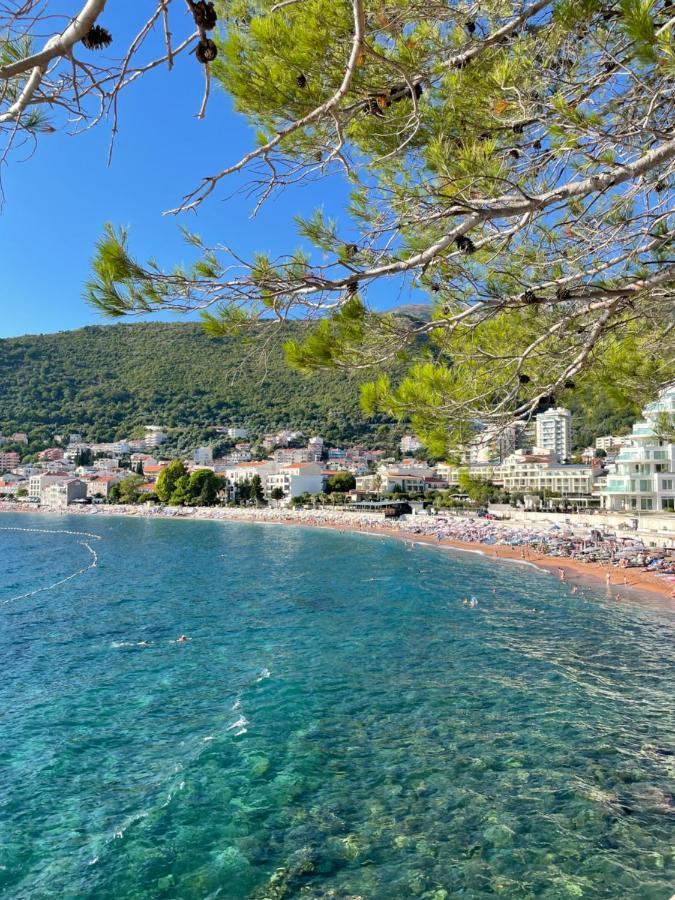 4M Apartments Petrovac Eksteriør bilde
